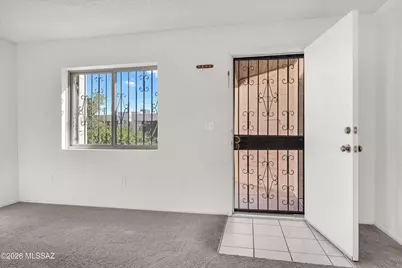 4961 E Bellevue Street, Tucson, AZ 85712 - Photo 2