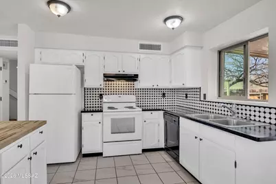 4961 E Bellevue Street, Tucson, AZ 85712 - Photo 6