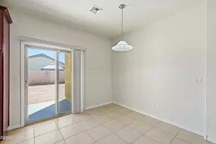 6737 S Cut Bow Dr, Tucson, AZ 85757 - Photo 12