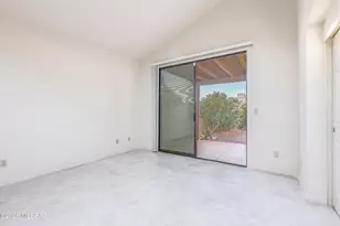 5825 N Misty Ridge Dr, Tucson, AZ 85718 - Photo 24