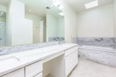 5825 N Misty Ridge Drive, Tucson, AZ 85718 - Photo 20