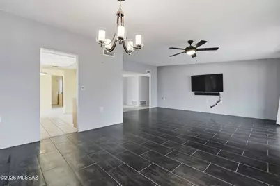 321 W Rio-Santa Cruz, Green Valley, AZ 85614 - Photo 8