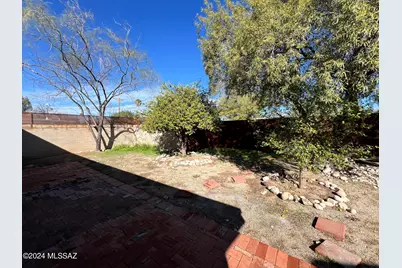 5425 E 6th Street, Tucson, AZ 85711 - Photo 22