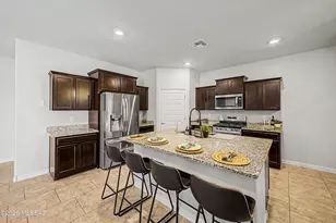 315 W Aberdeen St, Vail, AZ 85641 - Photo 8