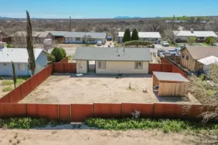 775 E Country Club Dr, Benson, AZ 85602 - Photo 4