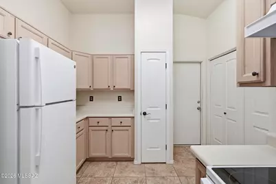 7871 S Kilbrennan Way, Tucson, AZ 85747 - Photo 10