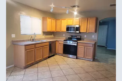718 W Emerald Key Drive, Green Valley, AZ 85614 - Photo 1