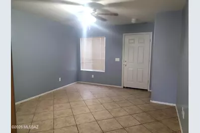 718 W Emerald Key Drive, Green Valley, AZ 85614 - Photo 4