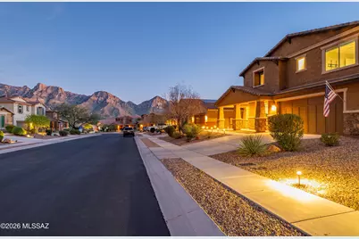 11785 N Silverscape Drive, Oro Valley, AZ 85737 - Photo 2