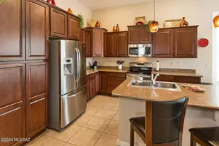 60065 E Arroyo Vista Dr, Oracle, AZ 85623 - Photo 10