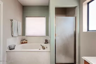 101 W Calle Frambuesa, Green Valley, AZ 85614 - Photo 10