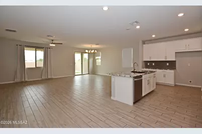 8854 E Stone Meadow Circle, Tucson, AZ 85730 - Photo 6