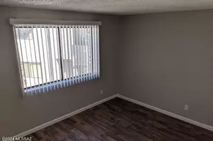 2172 N 1st Ave, Tucson, AZ 85719 - Photo 8