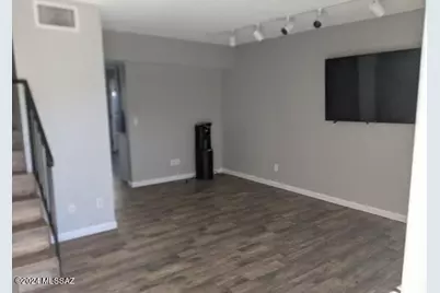 2172 N 1st Avenue #25, Tucson, AZ 85719 - Photo 2
