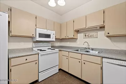 18864 S Brentford Drive, Sahuarita, AZ 85629 - Photo 12