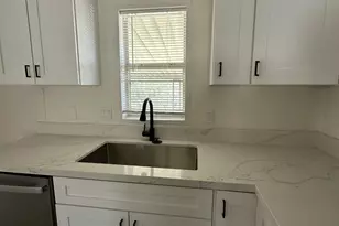 201 N Catalina Ave, Mammoth, AZ 85618 - Photo 4