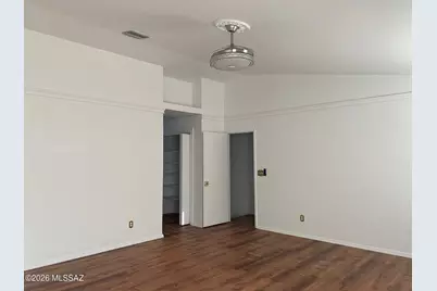 5028 W Hurston Drive, Tucson, AZ 85742 - Photo 10