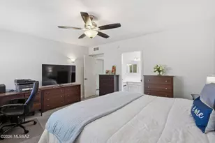 921 W Via Del Pardillo, Green Valley, AZ 85622 - Photo 18