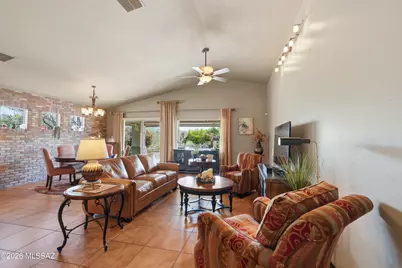 5370 W Arid Canyon Drive, Marana, AZ 85658 - Photo 10