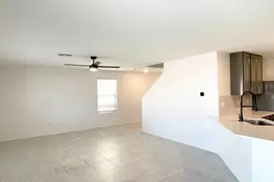 8010 S Golden Bell Dr, Tucson, AZ 85717 - Photo 4