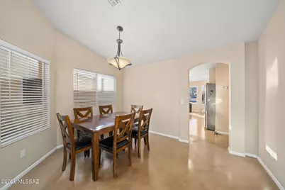 7981 S Wild Primrose Avenue, Tucson, AZ 85747 - Photo 12