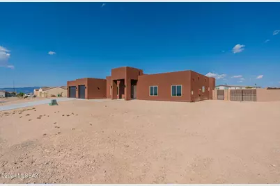 1228 Range Rider Place, Vail, AZ 85641 - Photo 2