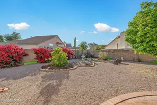 1747 N Sandstone Ridge Dr, Tucson, AZ 85715 - Photo 36