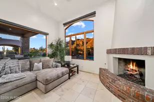 1887 E Desert Garden Dr, Tucson, AZ 85718 - Photo 8