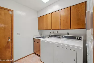 8131 E Ridgebrook Drive, Tucson, AZ 85750 - Photo 18