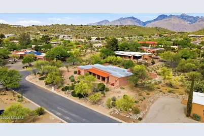 8131 E Ridgebrook Drive, Tucson, AZ 85750 - Photo 2