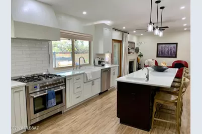 7332 N Camino De Maximillian, Tucson, AZ 85704 - Photo 10