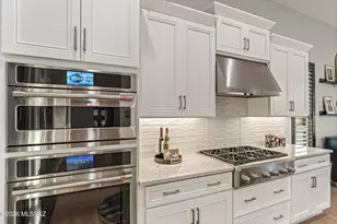 32376 S Cattle Trl, Oracle, AZ 85623 - Photo 10