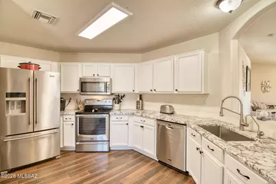 2360 W Golden Hills Road, Tucson, AZ 85745 - Photo 6