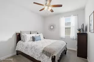 5567 W Lazy Farm Dr, Tucson, AZ 85742 - Photo 24