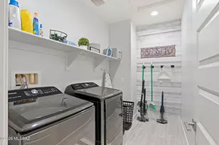 5567 W Lazy Farm Dr, Tucson, AZ 85742 - Photo 28