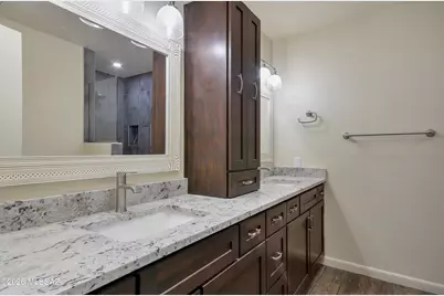 7221 E Clayridge Drive, Tucson, AZ 85750 - Photo 8