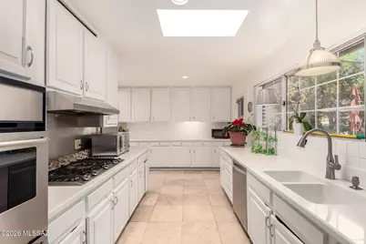 377 W Martinez Street, Nogales, AZ 85621 - Photo 14