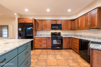 1176 E Rising Sun Drive, Oro Valley, AZ 85755 - Photo 12