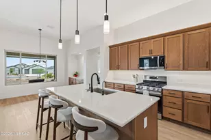 1774 E Wintergreen Dr, Green Valley, AZ 85614 - Photo 14