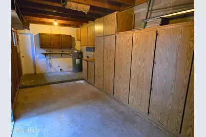 8434 E Brookside Lane, Tucson, AZ 85710 - Photo 32