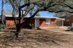 4045 E North St, Tucson, AZ 85712 - Photo 4