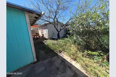 242 E Jacinto Street, Tucson, AZ 85705 - Photo 20