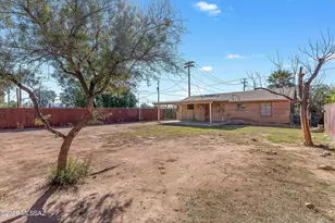 945 E Prince Rd, Tucson, AZ 85719 - Photo 24