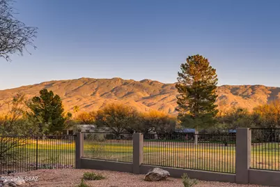 12430 E Cape Horn Drive, Tucson, AZ 85749 - Photo 2