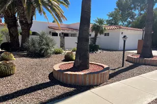 624 N Abrego Dr, Green Valley, AZ 85614 - Photo 2