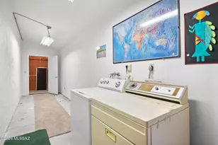 624 N Abrego Dr, Green Valley, AZ 85614 - Photo 40