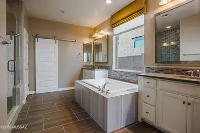 11100 N Delphinus Street, Oro Valley, AZ 85742 - Photo 20