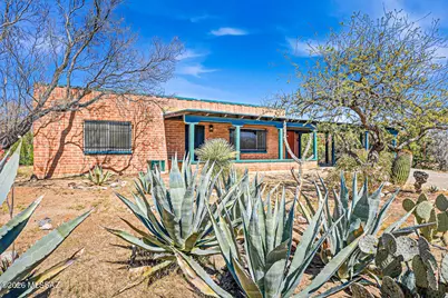 588 Corpino De Pecho, Green Valley, AZ 85614 - Photo 1