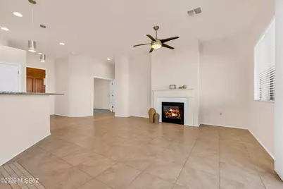 1012 W Mountain Stone Drive, Green Valley, AZ 85614 - Photo 6