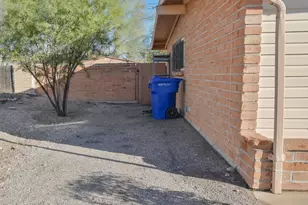 6844 E Kingston Dr, Tucson, AZ 85710 - Photo 6